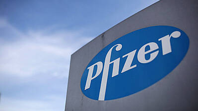 Pfizer Agrees To Let Other Companies Make Its Covid-19 Pill