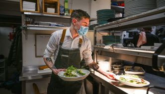 Restaurant Bookings Surpass Pre-Pandemic Levels Despite Covid Surge