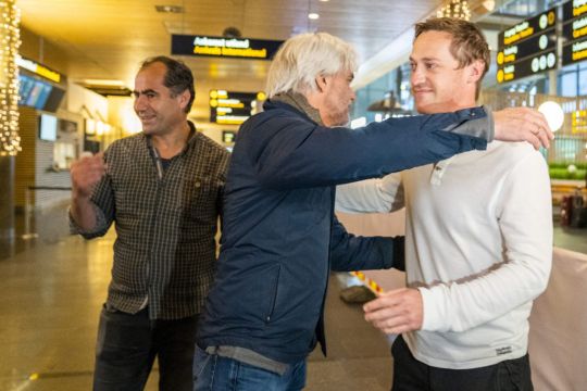 Norwegian Journalists Held In Qatar After Filming In Labour Camp
