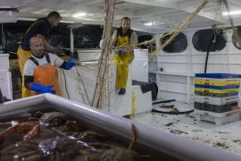 French Fishermen Block Ports In Spat With Uk