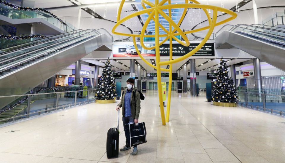 Estimated 850,000 People Due To Travel Through Dublin Airport This Christmas