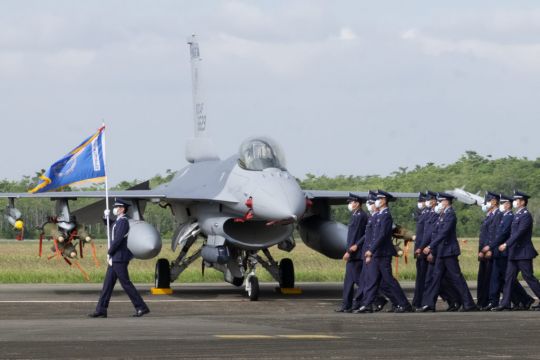Taiwan Scrambles Jets After 27 Chinese Planes Enter Buffer Zone