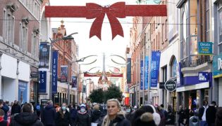 At A Glance: Covid Restrictions For Christmas And New Year