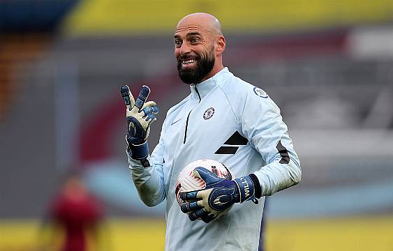 Southampton Sign Goalkeeper Willy Caballero On Short-Term Deal