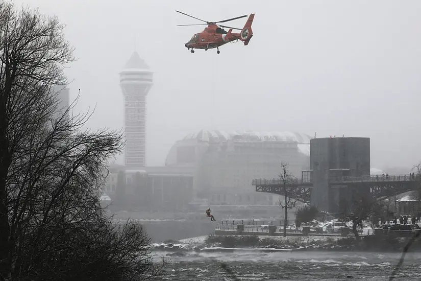 Coast Guard Diver Pulls Body From Car Above Niagara Falls