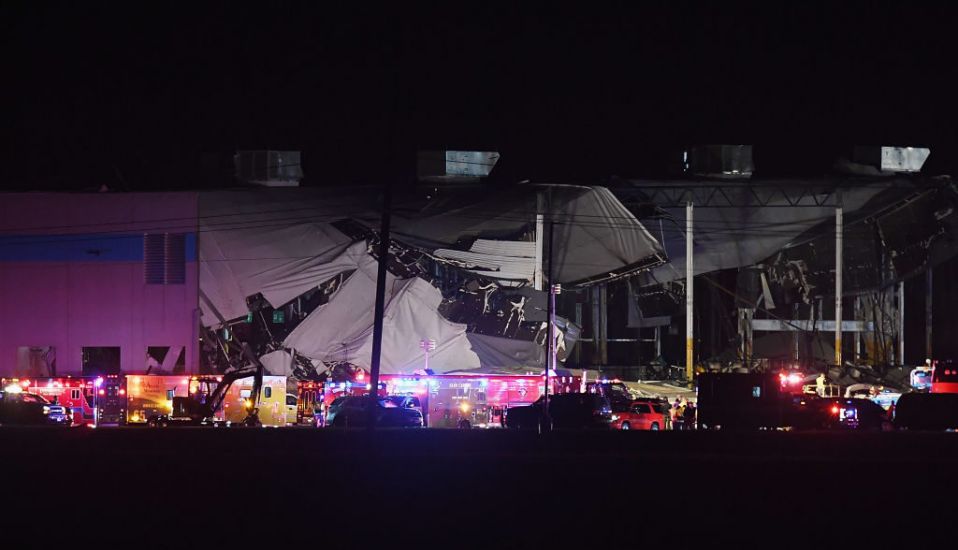 Many Trapped After Amazon Warehouse Roof Collapse Near Us City Of St Louis