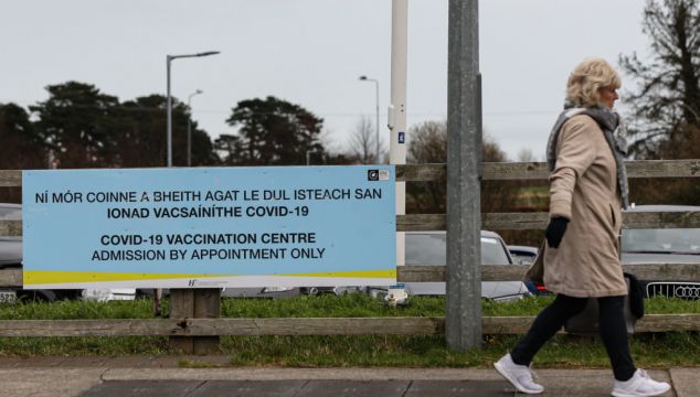 Covid: Further 4,004 Cases As Hundreds Turned Away From Ucd Vaccine Clinic