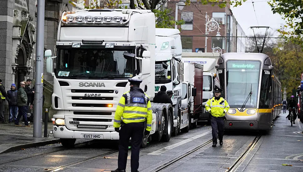 Truckers’ Fuel Protest Clogging Up Dublin City Is ‘Not The Way To Do Business’