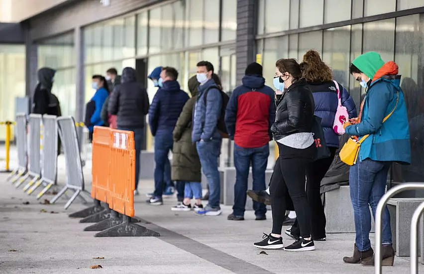 Long Queues Outside Vaccine Centres In North Amid ‘Phenomenal’ Booster Demand