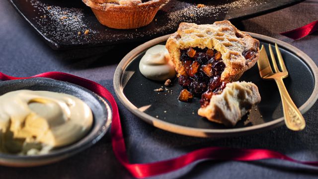 The Finest Desserts And Drinks For The Ultimate Indulgence This Christmas