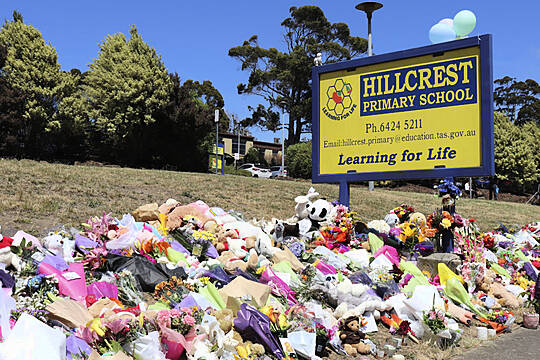 Australia Mourns Child Victims Of Bouncy Castle Accident