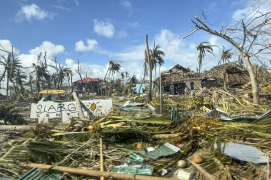Death Toll From Philippines Typhoon Climbs To 375