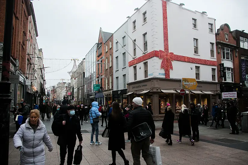 Consumers Will Spend Average Of €1,200 On Christmas Shopping