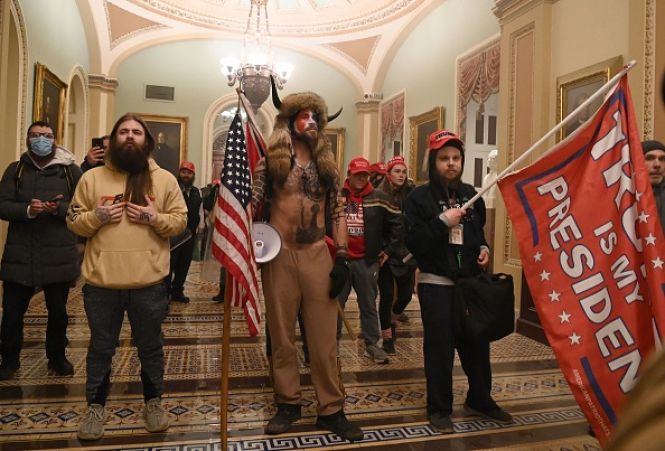 Supporters Of Us President Donald Trump Enter The Us Capitol. Photo: Saul Loeb/Afp Via Getty Images