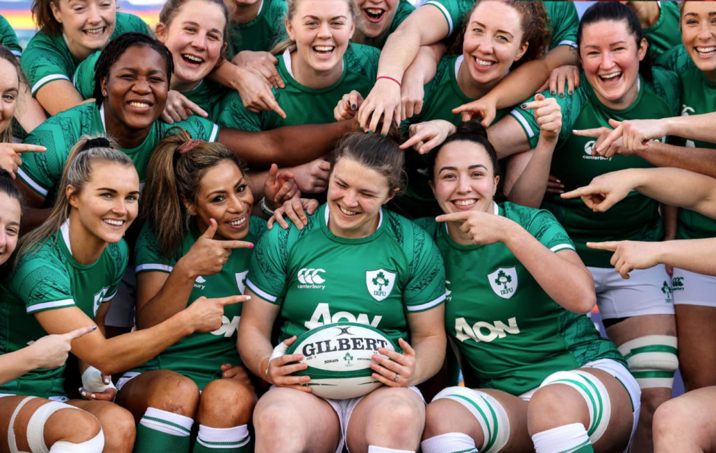 Ireland Players Share A Joke With Captain Ciara Griffin Before Her Last Game For The Women’s Rugby Team. ©Inpho/Dan Sheridan