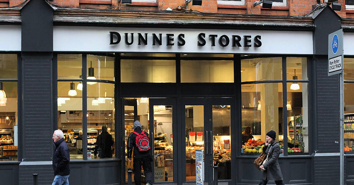 Dunnes Stores припомня хиляди бебешки чорапи заради риск от нараняване 
