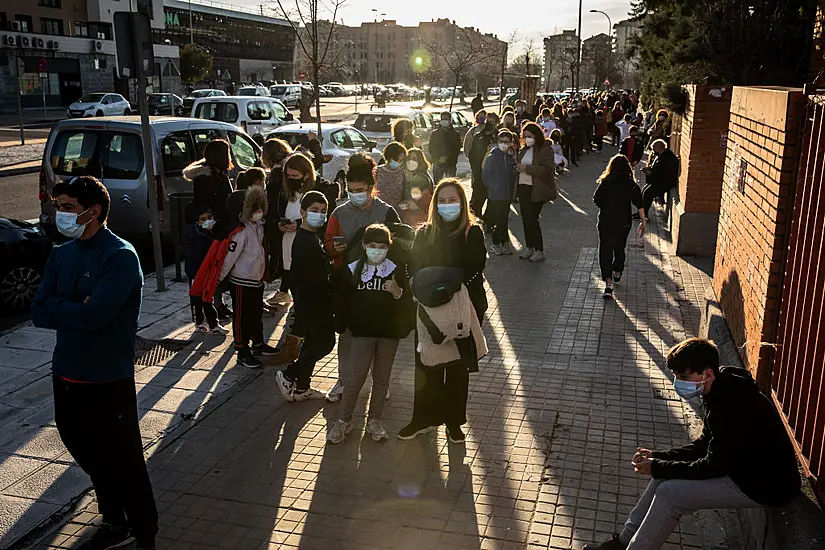 Spain Brings Back Outdoor Mask-Wearing To Stem Omicron Spread