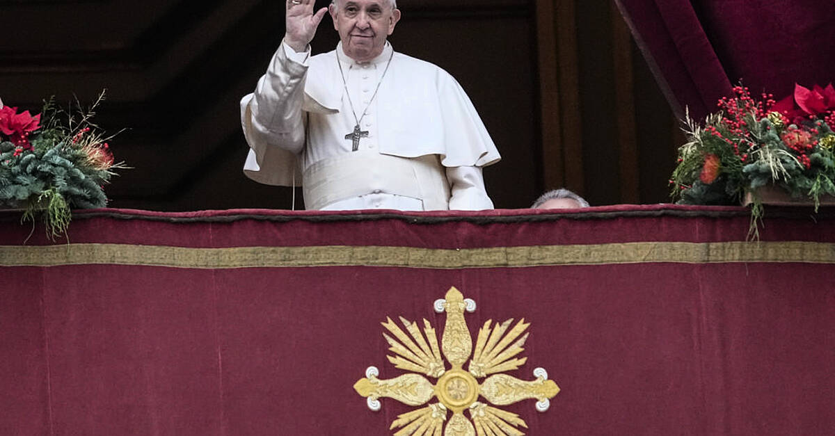 Featured image of post Pope prays for end to pandemic in Christmas address