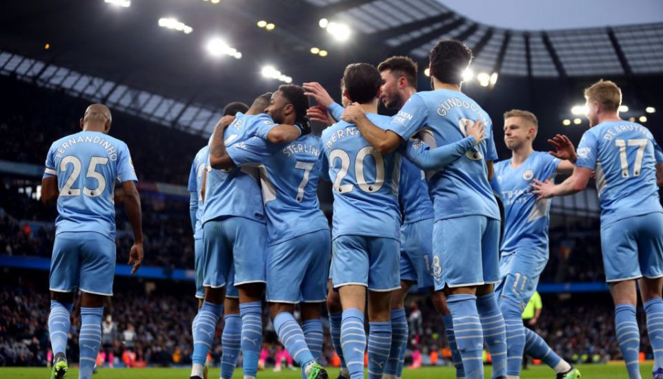 Manchester City Recover From Leicester Scare To Move Six Points Clear