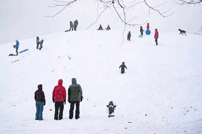 Christmas Weekend Snowstorm Causes Chaos In California And Nevada