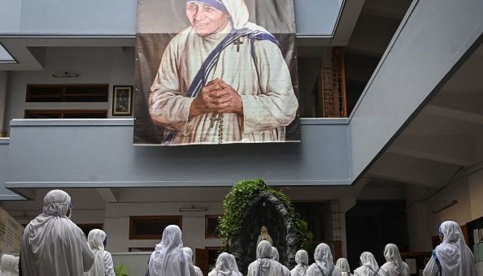 India Freezes Accounts Of Mother Teresa's Charity After Christmas Religious Tension