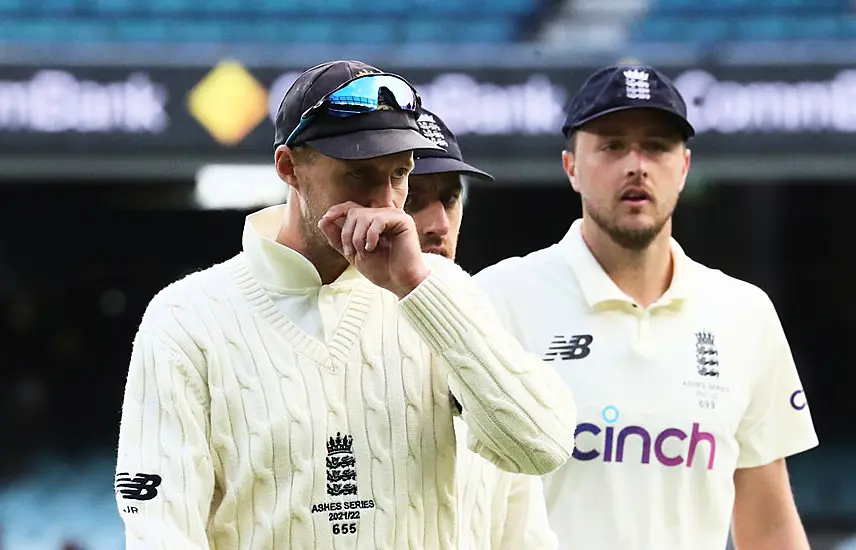 Australia Retain Ashes As Sorry England Collapse Again In Melbourne