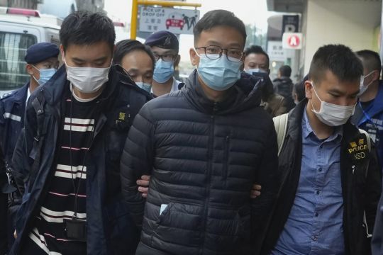 Hong Kong Police Charge Two From Pro-Democracy News Outlet With Sedition