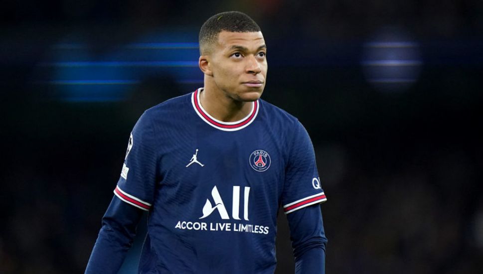 Paris St Germain Remain Hopeful Of Persuading Mbappe To Sign New Contract