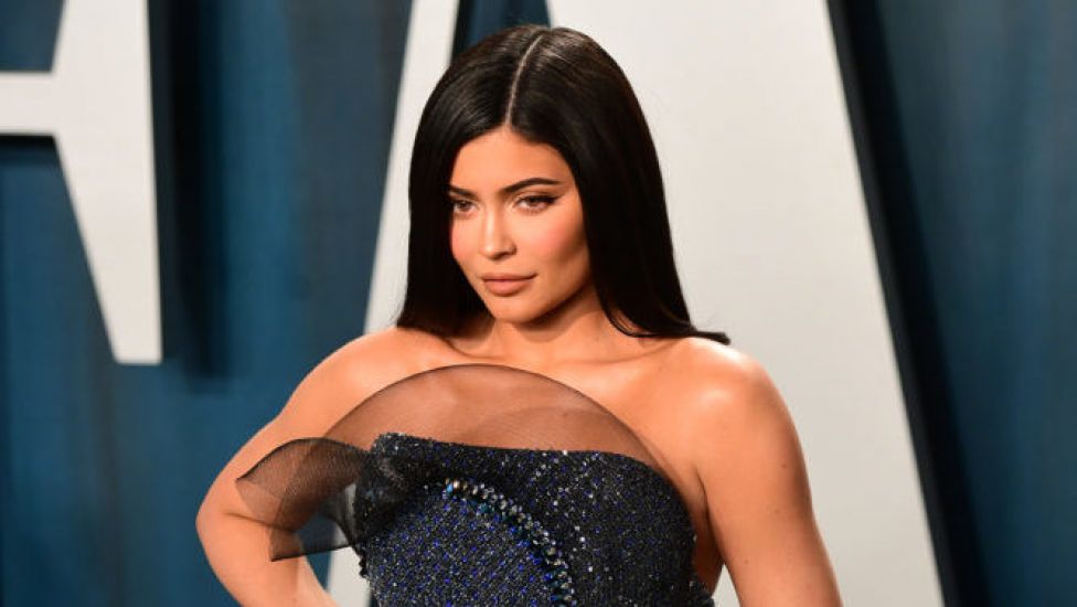 Kylie Jenner Wishes Fans A Safe New Year After The ‘Many Heartaches’ Of 2021