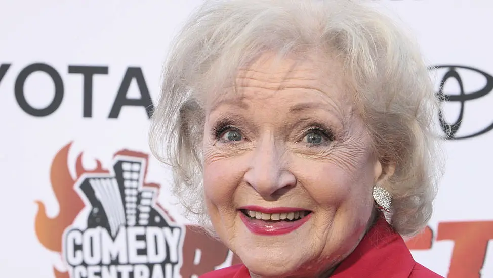 Us Village Of Oak Park To Hold First Betty White Day To Honour Late Actress