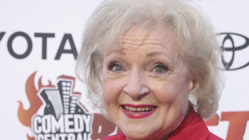 Us Village Of Oak Park To Hold First Betty White Day To Honour Late Actress