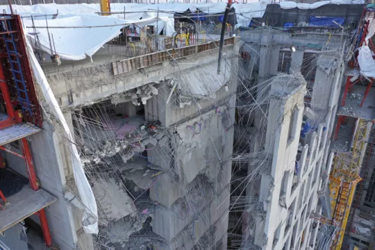 Rescuers Resume Search At Collapsed Building Site In South Korea