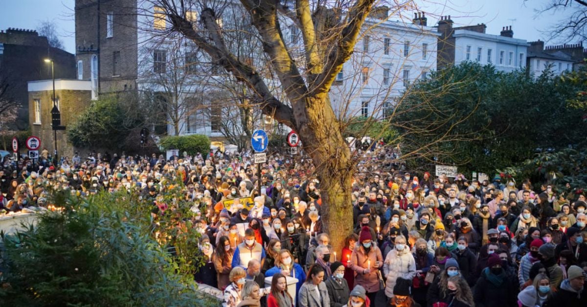 london crowd pays tribute to ashling murphy