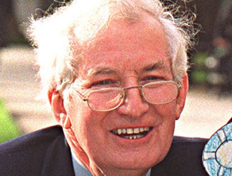 Gardening Broadcaster And Writer Peter Seabrook Dies At 86