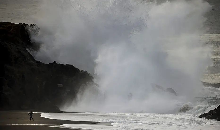 Flights Sent To Assess Tonga Damage After Volcanic Eruption