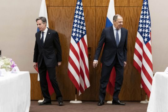 Us And Russia Try To Lower Temperature Amid ‘Critical Moment’ In Ukraine Crisis
