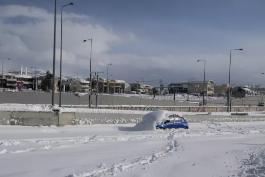 Snowstorm Strands Thousands In Istanbul And Athens