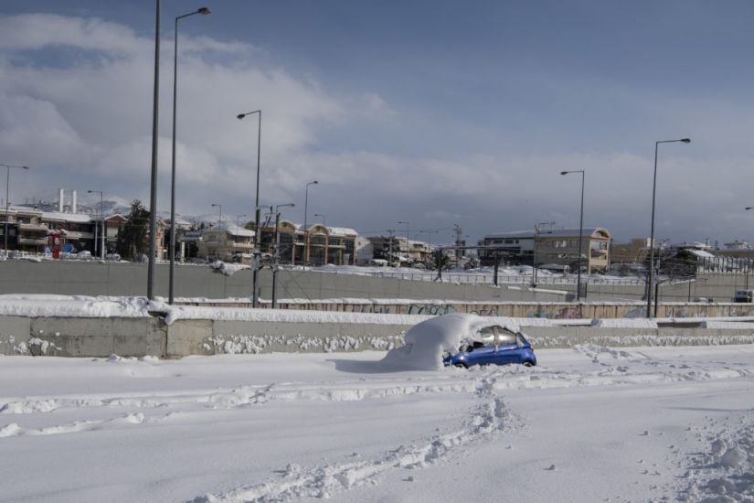 Snowstorm Strands Thousands In Istanbul And Athens