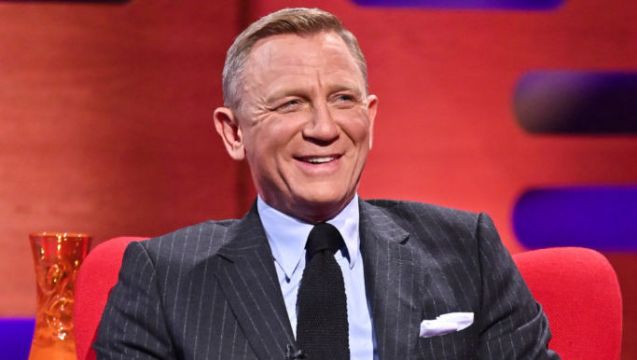 Daniel Craig Jokes About Being ‘Accident Prone’ Following Pre-Interview Injury