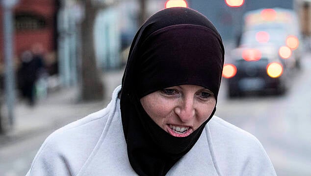 Lisa Smith 'Enveloped Herself In The Black Flag Of Isis', Special Criminal Court Hears