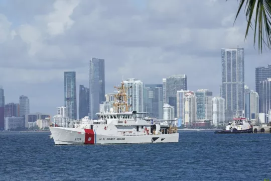 One Body Found In Us Coast Guard Search For Dozens Missing Off Florida
