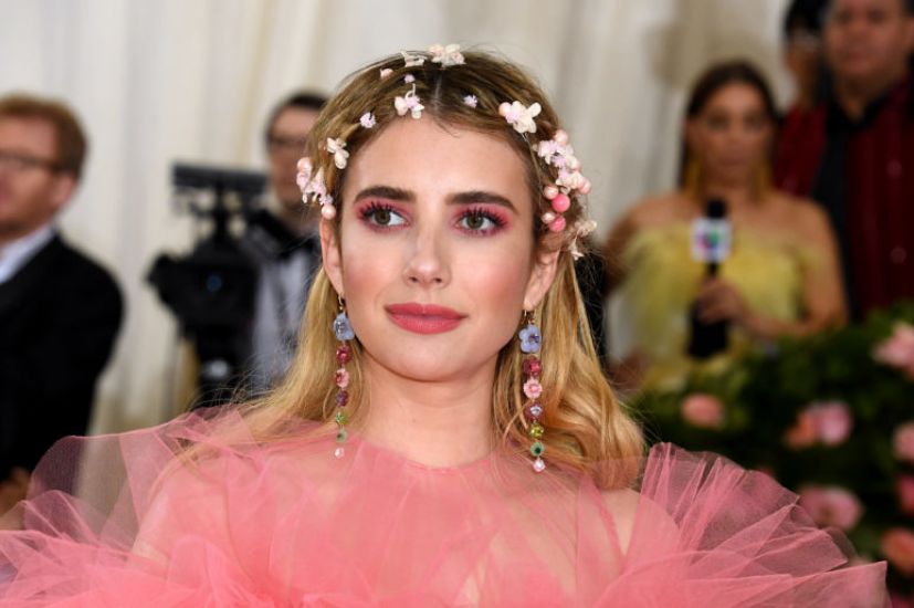 Emma Roberts On Her Famous Aunt Julia, And Being ‘Obsessed With The Royals’