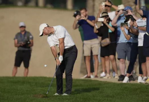 Rory Mcilroy Rues Missed Chances But Still Climbs Leaderboard In Dubai