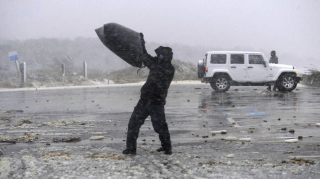 Winter Storm Lashes Us East Coast With Deep Snow And High Winds