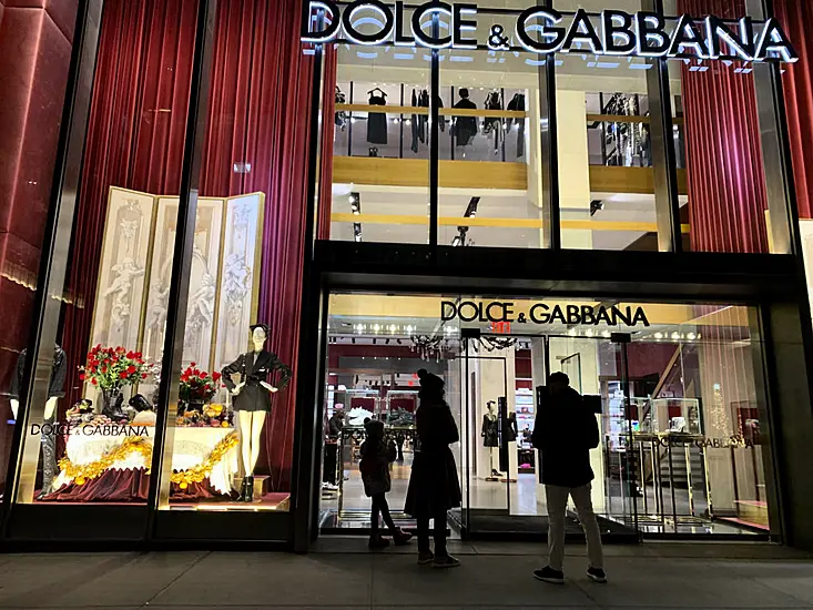 Dolce &Amp; Gabbana To Drop Use Of Animal Fur