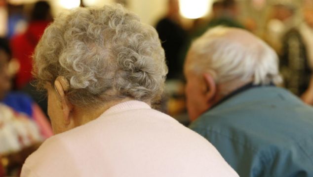 Covid-19: 40% Of Nursing Homes Currently Experiencing Outbreaks, Minister Says