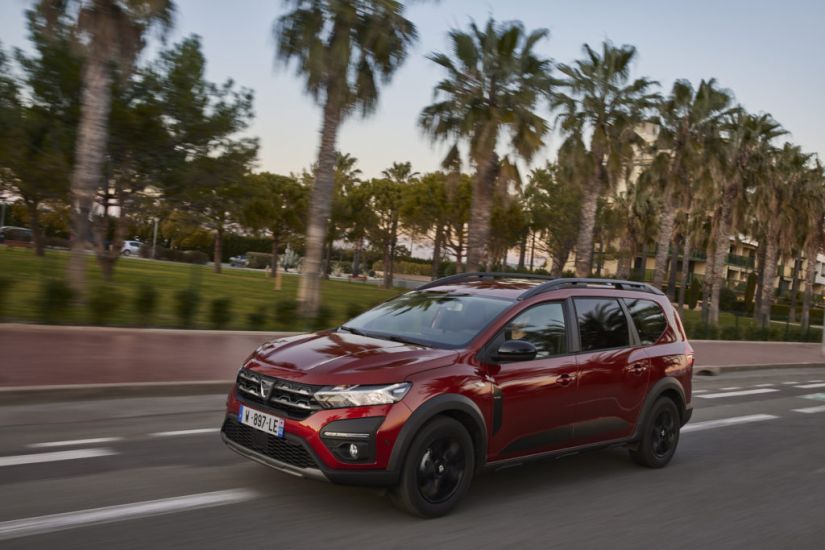 Dacia’s Jogger Named As Aa Ireland’s Best New Car Of The Year