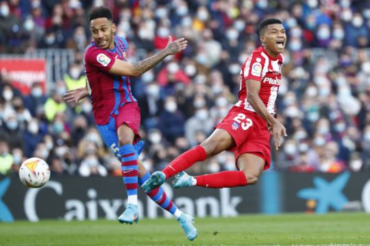 Aubameyang Makes Barcelona Debut In Frenetic Victory Over Atletico Madrid
