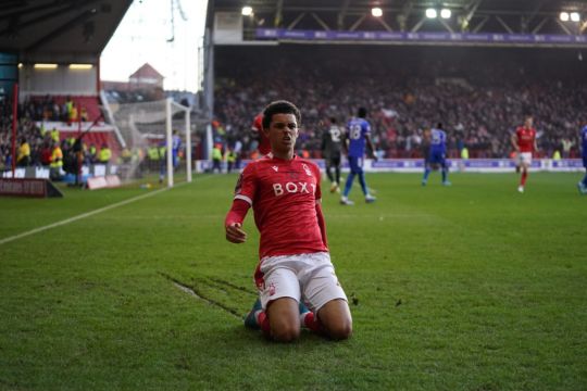Nottingham Forest Stun Fa Cup Holders Leicester In Derby-Day Drubbing