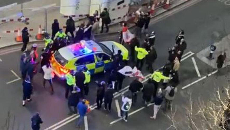 Boris Johnson Under Pressure After Keir Starmer Heckled By Mob Outside Parliament